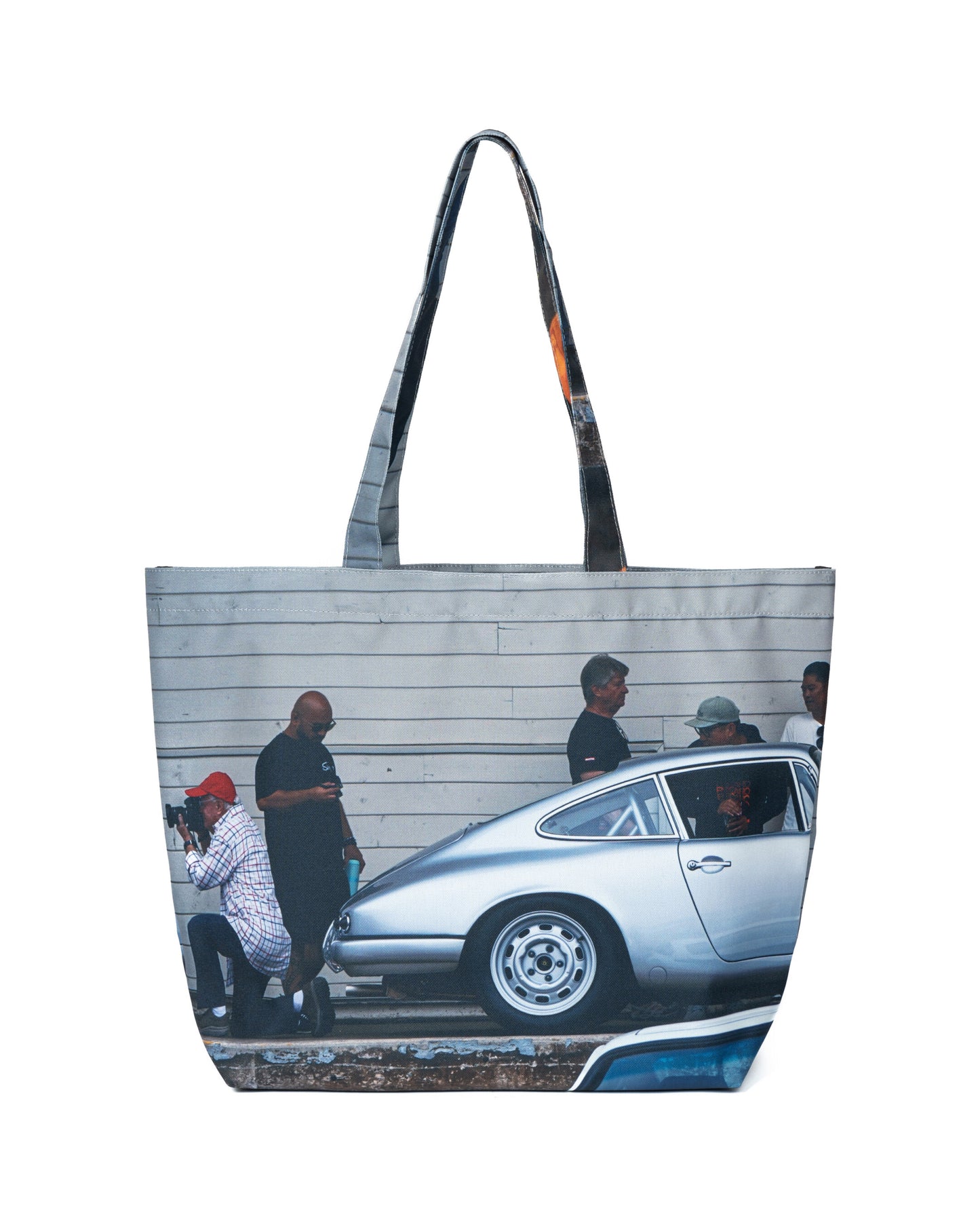 Silberne Kunst Bag