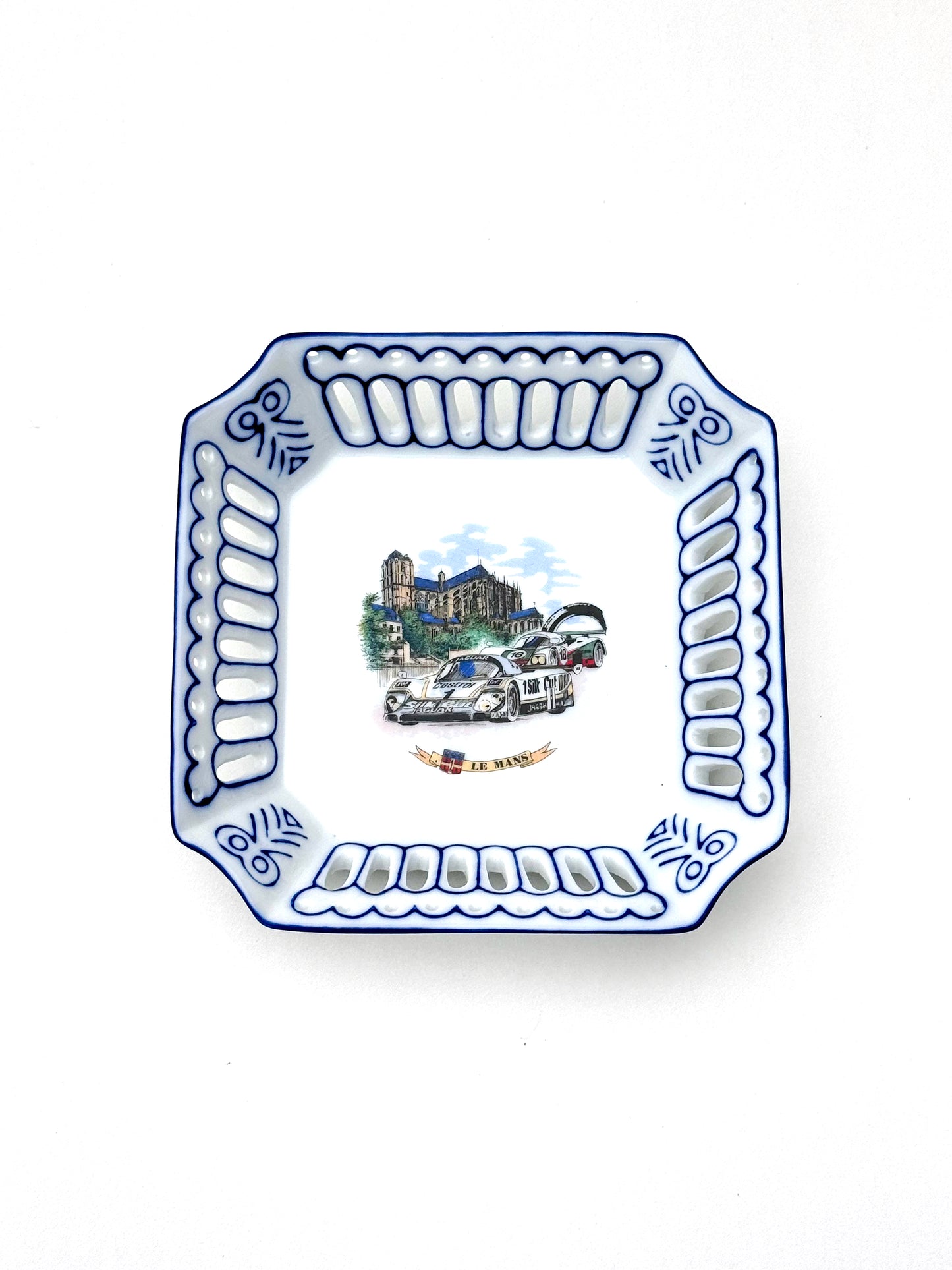 Le Mans Reticulated Trinket Candy Dish